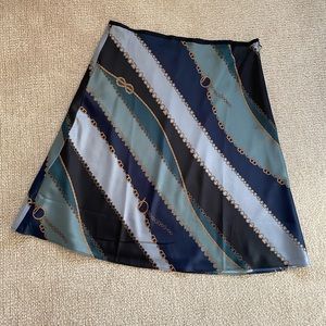 Ann Taylor Skirt - Graphic Design Chains